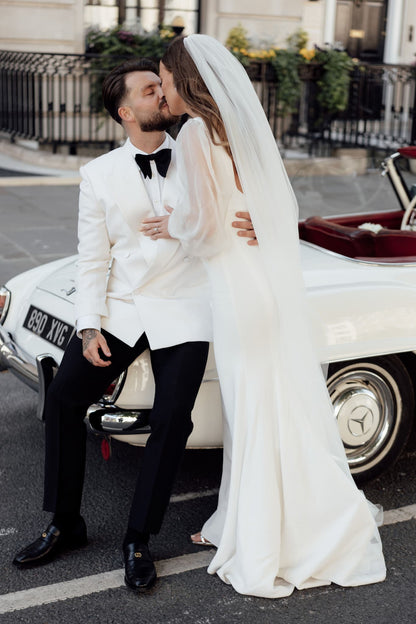 The Posing Masterclass for Wedding Photographers